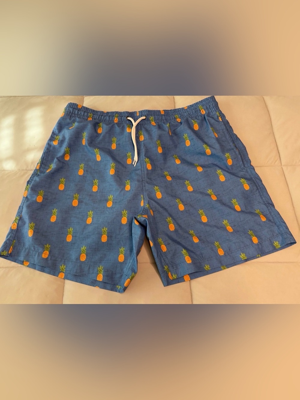 Trunks Surf & Swim Co. Men's Swim Trunks Lined Size L/G Blue w/ Pineapple Print